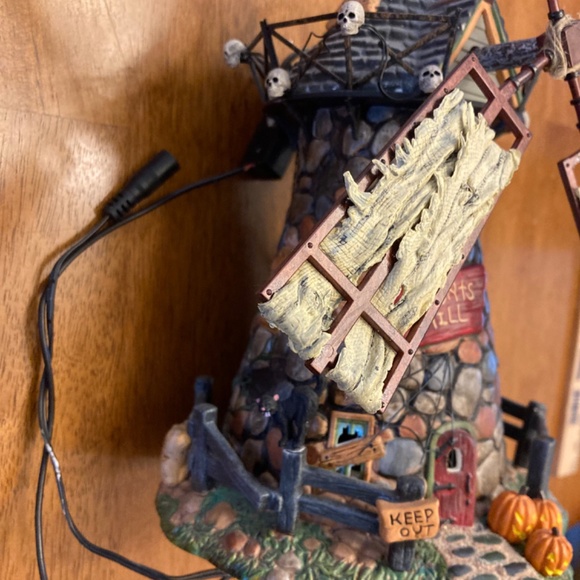 Department 56 Haunted Windmill - Picture 5 of 6